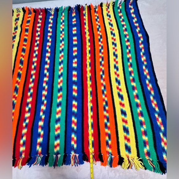 80s handmade rainbow fringe blanket - Picture 3 of 7